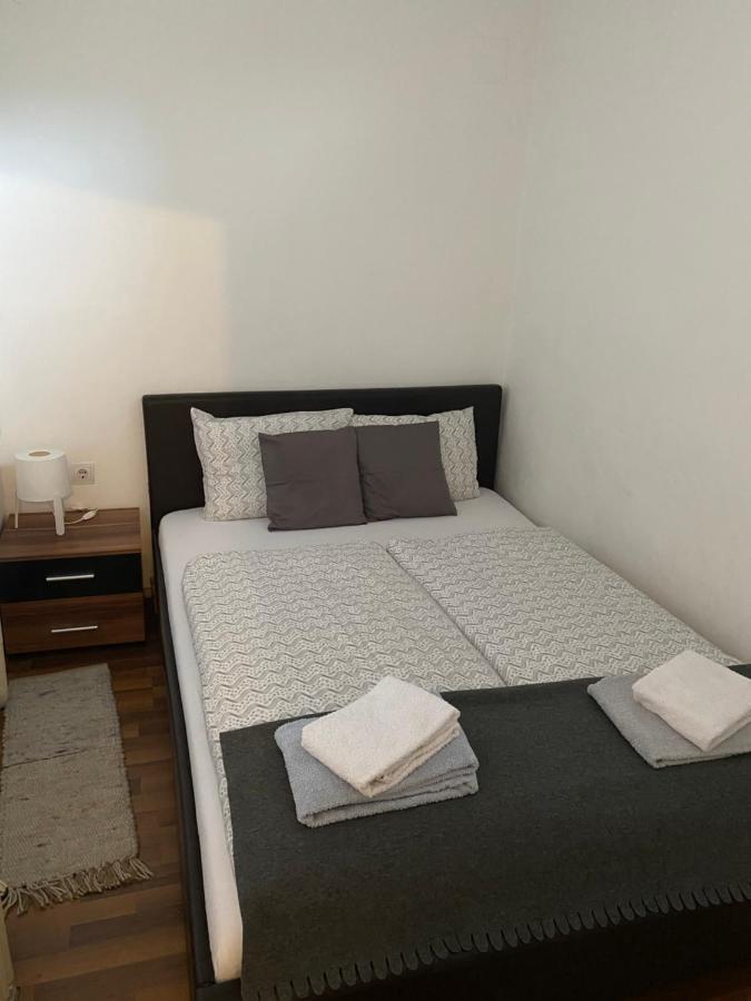 Apartment And Rooms Heart Of The City Budapest Eksteriør billede