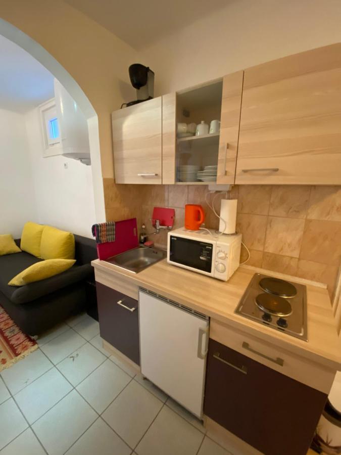 Apartment And Rooms Heart Of The City Budapest Eksteriør billede