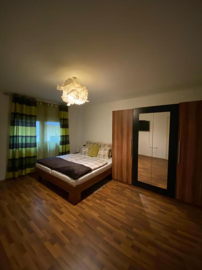 Apartment And Rooms Heart Of The City Budapest Eksteriør billede