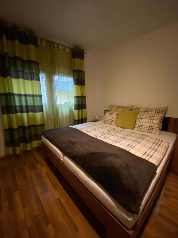 Apartment And Rooms Heart Of The City Budapest Eksteriør billede