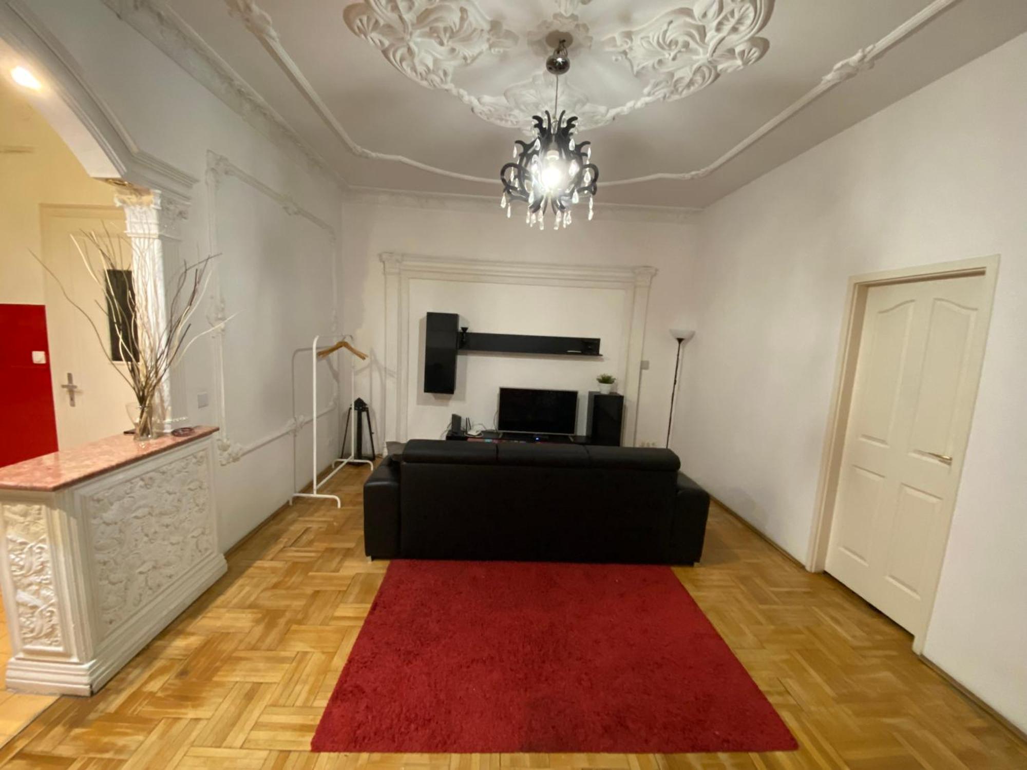 Apartment And Rooms Heart Of The City Budapest Eksteriør billede