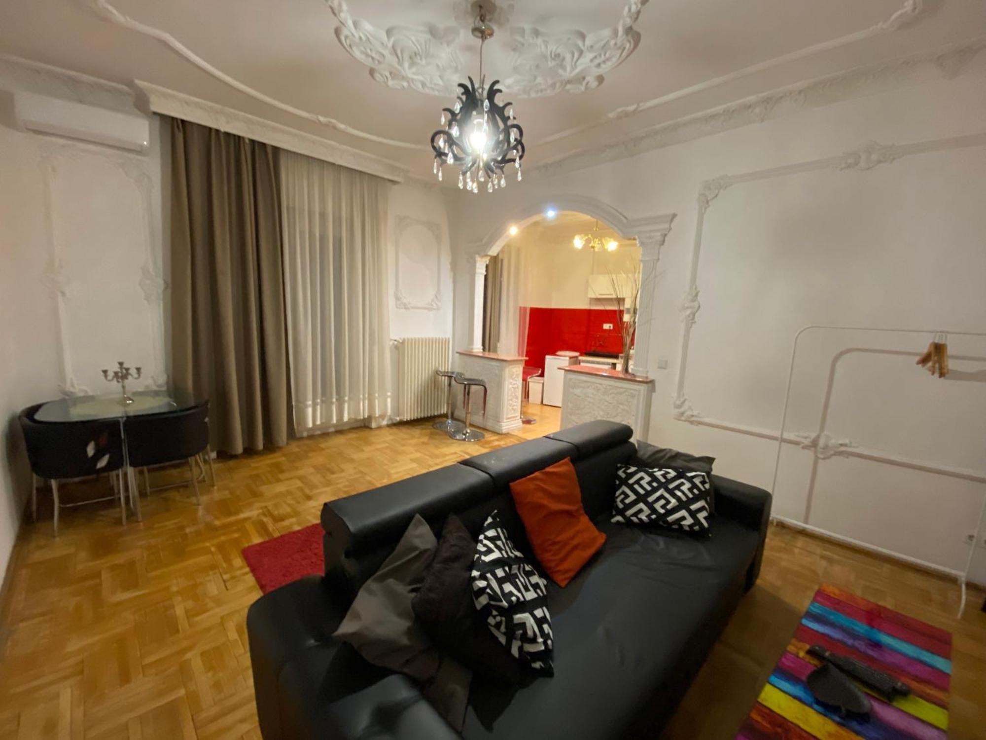 Apartment And Rooms Heart Of The City Budapest Eksteriør billede