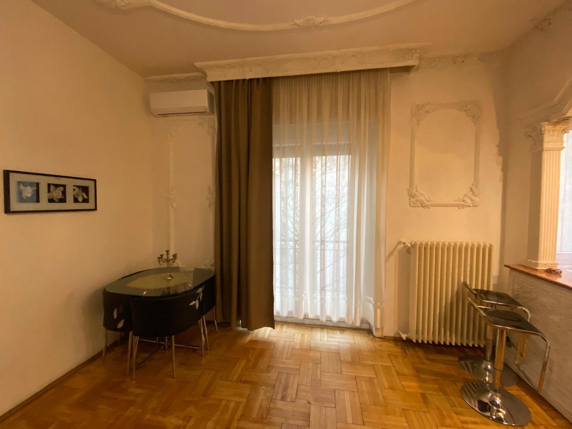Apartment And Rooms Heart Of The City Budapest Eksteriør billede