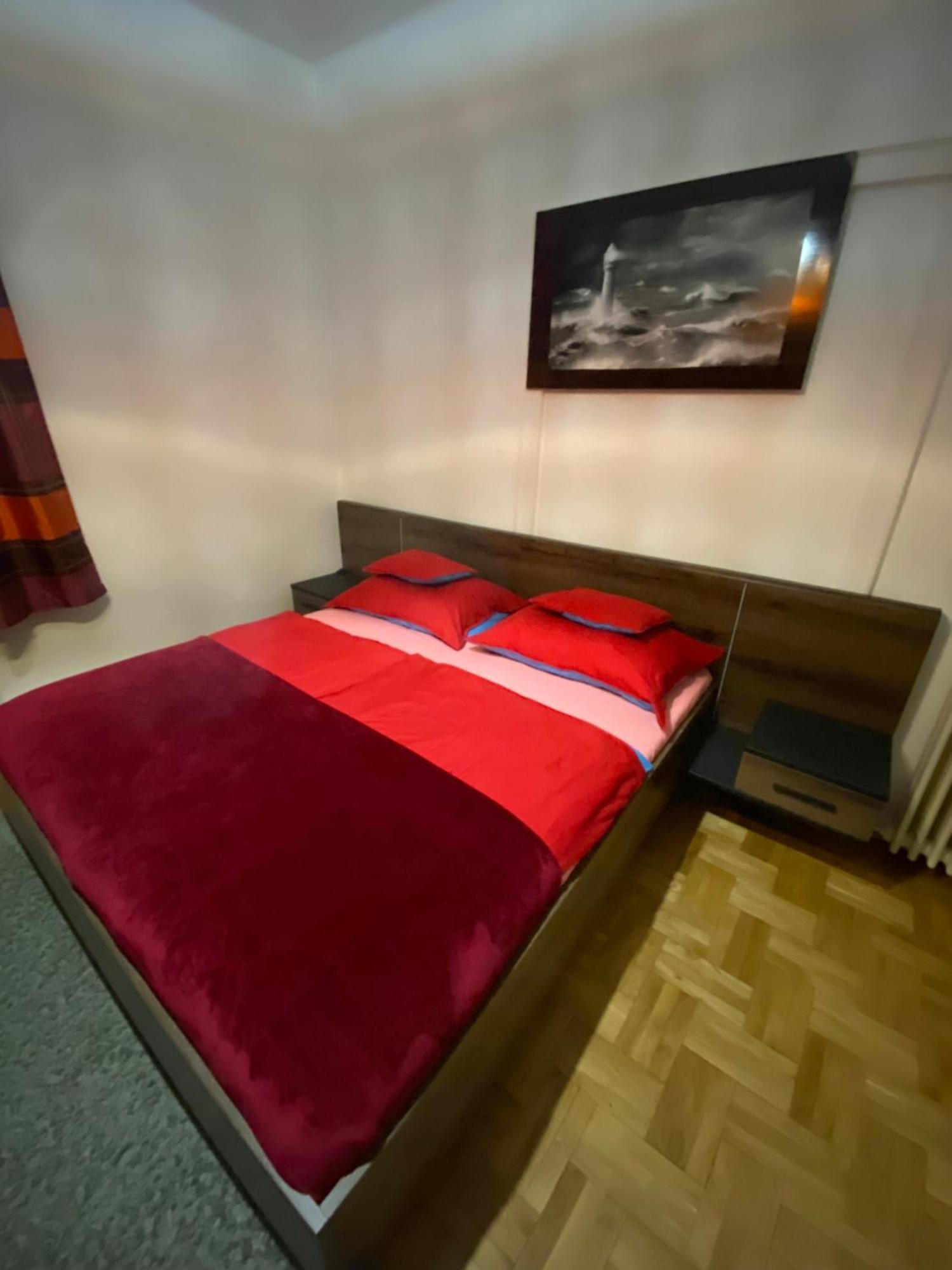 Apartment And Rooms Heart Of The City Budapest Eksteriør billede
