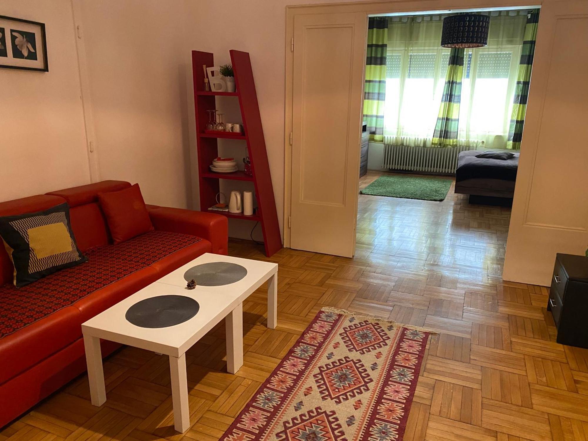 Apartment And Rooms Heart Of The City Budapest Eksteriør billede